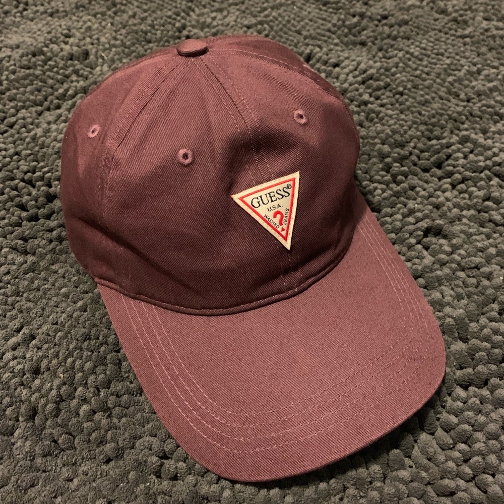 Guess cap